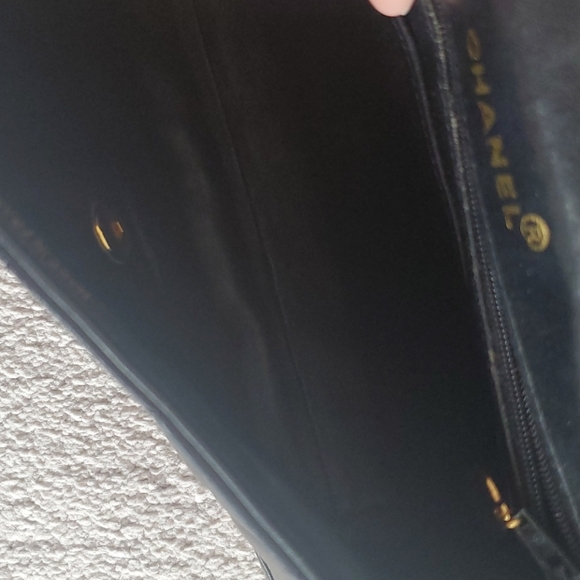 SOLD Chanel vintage black shoulder bag - Picture 10 of 16